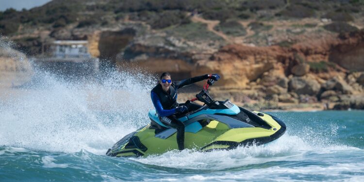 Yamaha revela nova JetBlaster