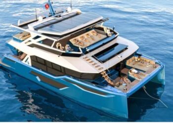 Novo iate EkoKat62 vai ser apresentado em Cannes