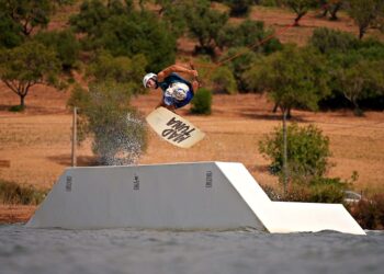 2ª etapa do Campeonato Nacional de Wakeboard Cable aconteceu em Lagos