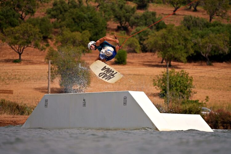 2ª etapa do Campeonato Nacional de Wakeboard Cable aconteceu em Lagos