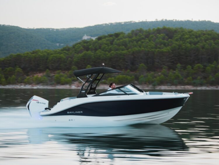 BAYLINER_V20