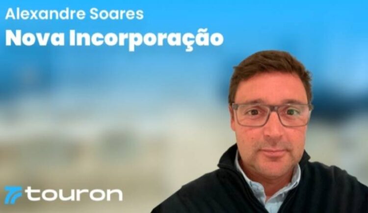Alexandre Soares na equipa Touron como Assessor de Serviço