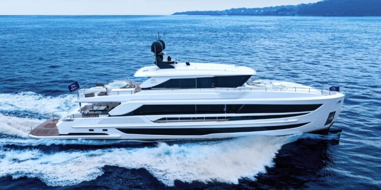 Horizon Yachts FD100 Skyline