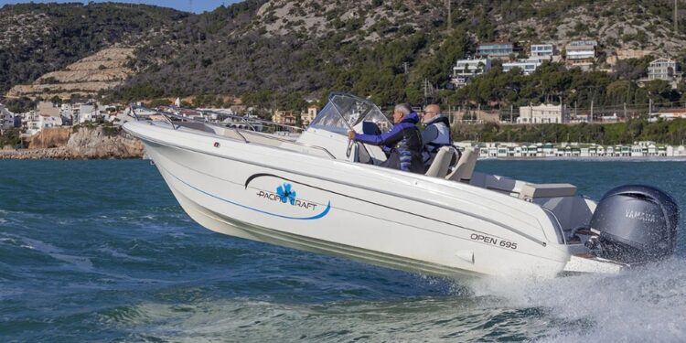 Pacific Craft 695 Open