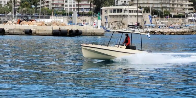 Elvene AMY barco solar