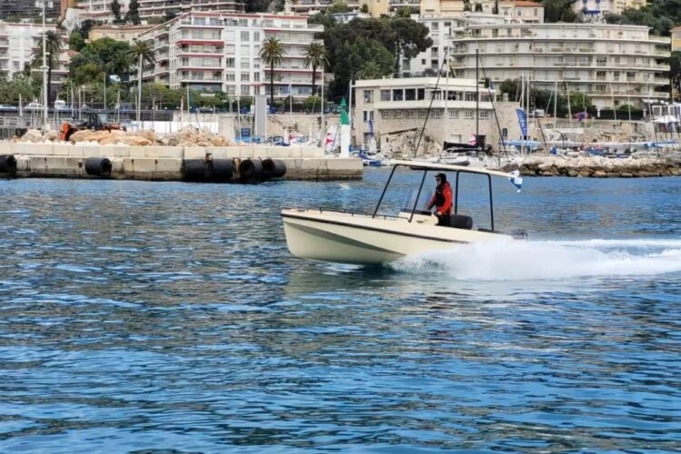 Elvene AMY barco solar