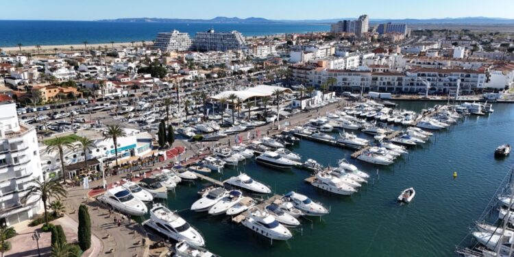 Empuriabrava Encerra com Sucesso a 36.ª Feira de Embarcações Usadas