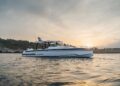 Novo Axopar 38 Sun Top redefine o prazer de navegar