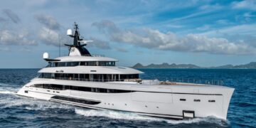 Amor à Vida: o superiate de luxo da CRN Yacht