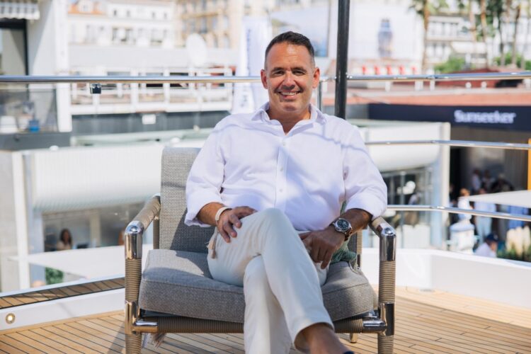 Sunseeker Europe nomeia Steve Handy