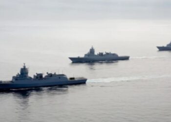 Navios militrares autónomos