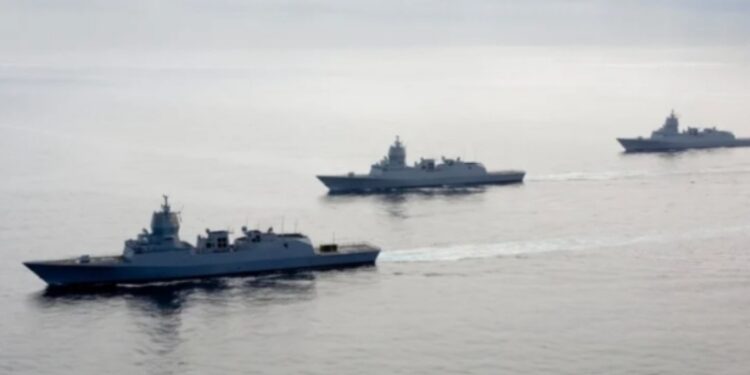 Navios militrares autónomos